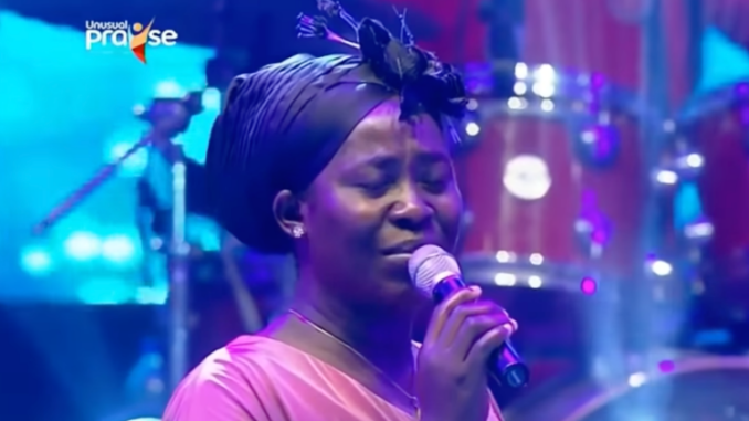 This Powerful 20-Minute Ministration By Late Nigerian Gospel Musician, Osinachi Nwachukwu Will Get You In The Spirit