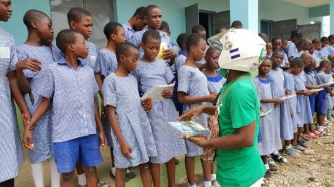 ‘I Never Had This Opportunity’ – Okada Rider Says As He Provides Educational Materials To A School In Ibadan